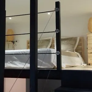 10 Via Giuseppe Sirtori Apartament