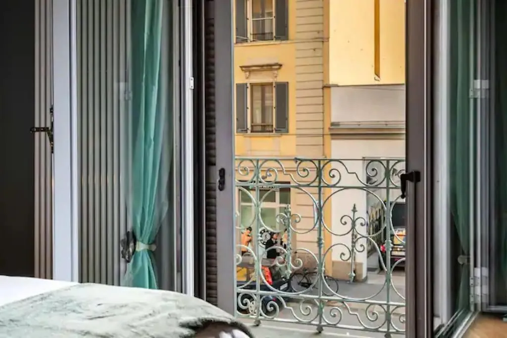 A Few Steps From The Duomo I Design Suite I Free Wifi Milan Italy